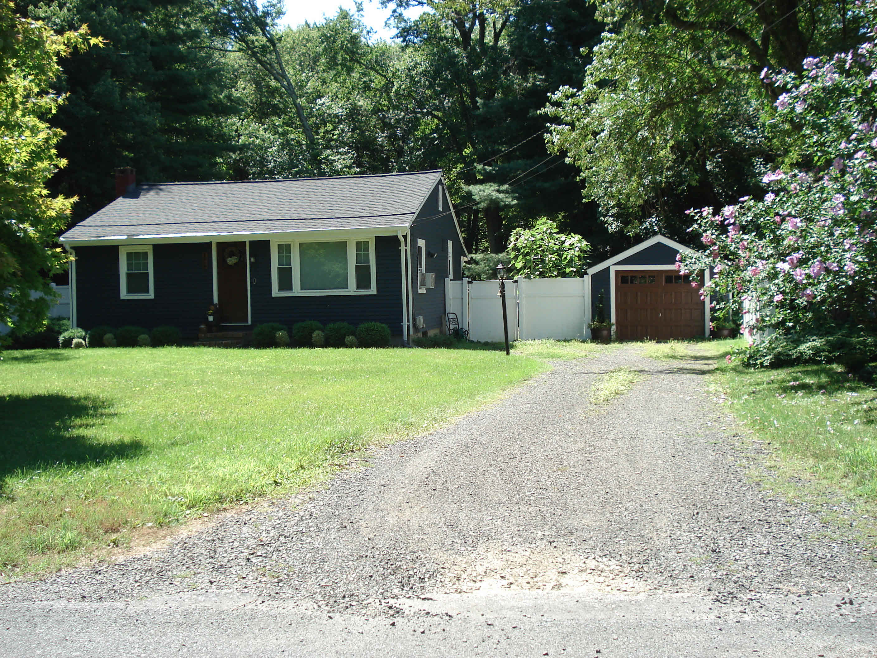 Building photograph for 175 KEELER RD
